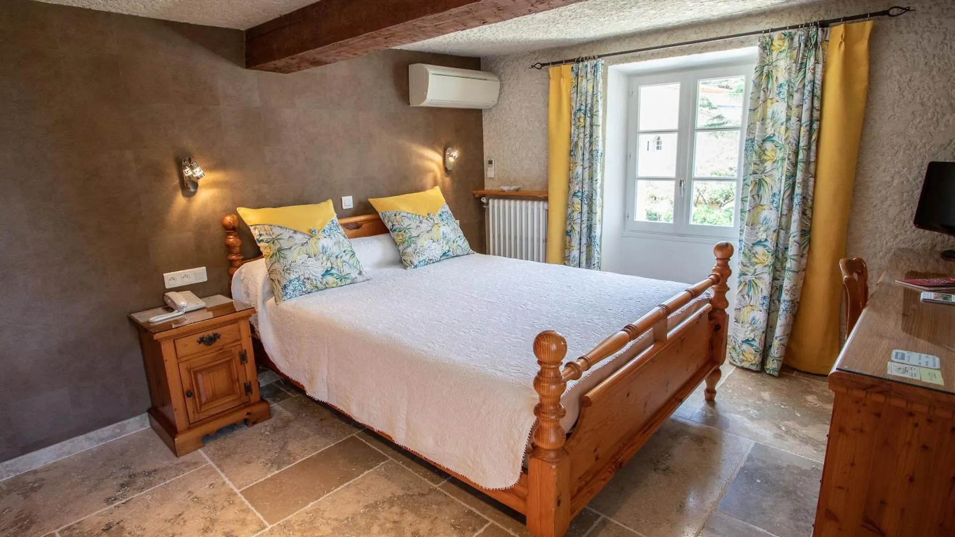 L' Escapade Hotel & Restaurant Le Pradet France