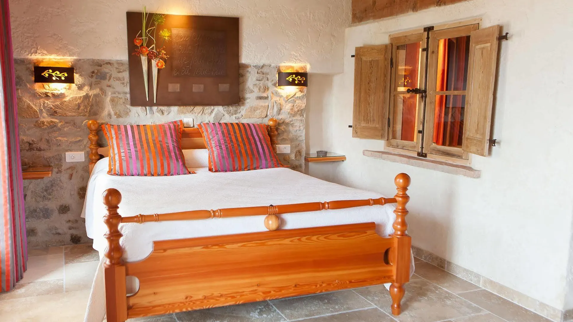 L' Escapade Hotel & Restaurant Le Pradet